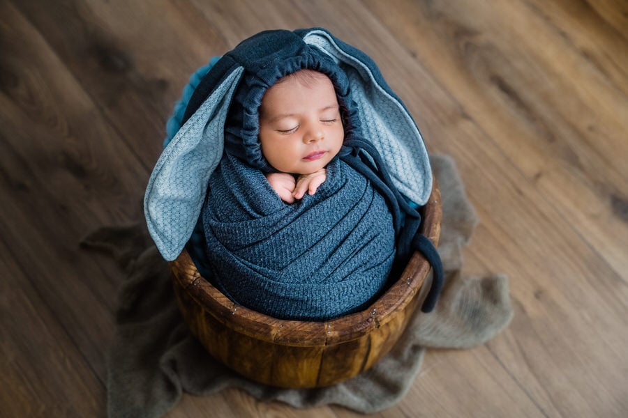 Newborn - Conejo - Paola Calles Fotografía